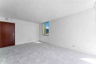 Photo #2: 202518235 Listing 