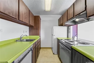 Photo #4: 202518235 Listing 