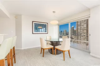 Photo #5: 202518257 Listing 