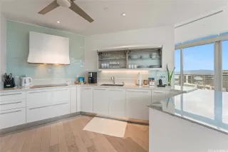 Photo #3: 202518260 Listing 