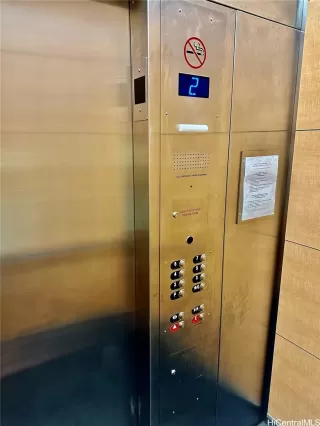 Photo #3: 202518324 Listing