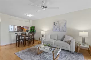 Photo #4: 202518333 Listing 