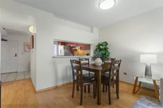 Photo #5: 202518333 Listing 