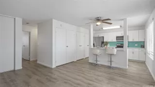 Photo #4: 202518363 Listing 