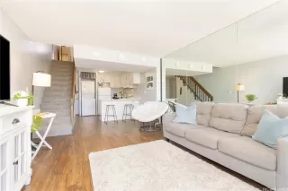 Photo #3: 202518426 Listing 