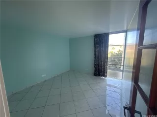 Photo #2: 202518428 Listing