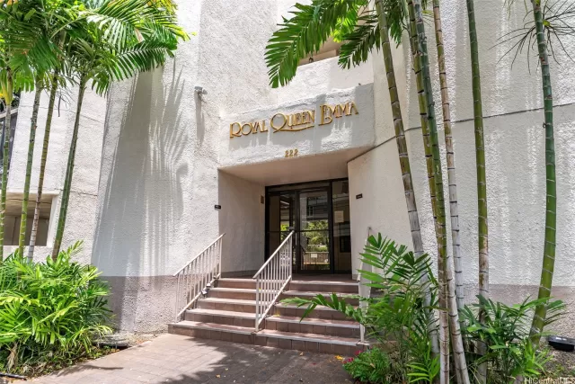 MLS: 202518474 Condo For Sale