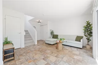 Photo #2: 202518477 Listing 