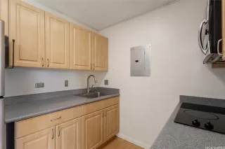 Photo #4: 202518494 Listing 