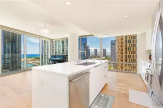 Photo #4: 202518498 Listing 