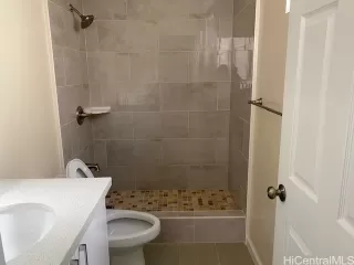 Photo #3: 202518544 Listing 