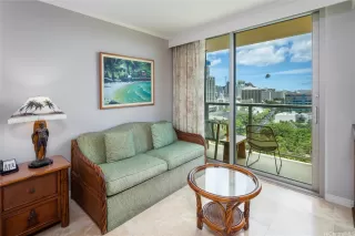 Photo #3: 202518565 Listing 