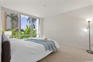 Photo #6: 202518572 Listing 