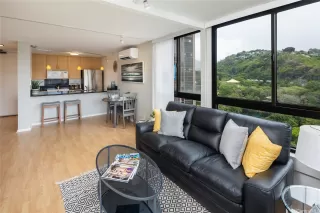 Photo #3: 202518574 Listing 