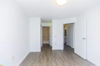 Photo #4: 202518579 Listing 