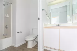 Photo #5: 202518579 Listing 