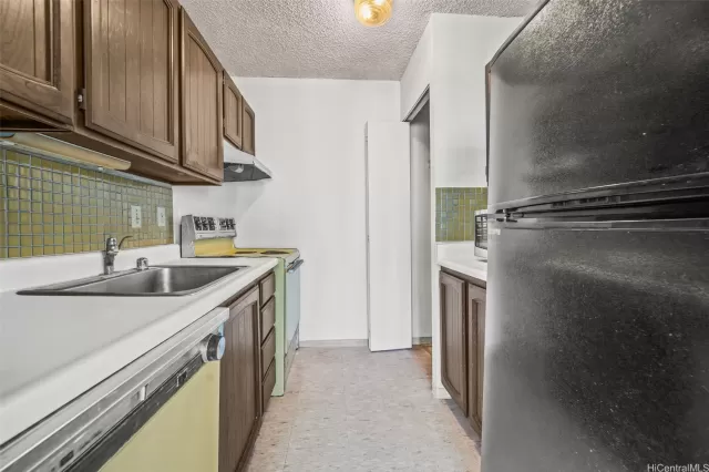 MLS: 202518586 Condo For Sale