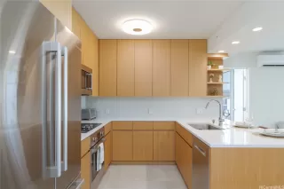Photo #2: 202518598 Listing