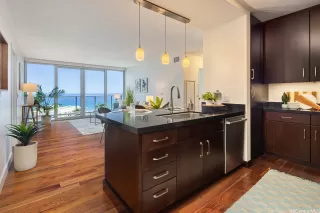 Photo #3: 202518612 Listing 