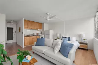 Photo #2: 202518632 Listing 