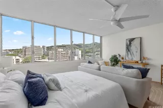 Photo #3: 202518632 Listing 