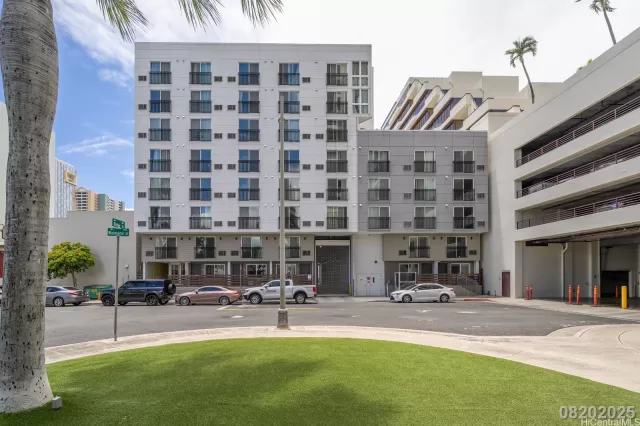 MLS: 202518648 Condo For Sale