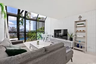 Photo #6: 202518653 Listing 