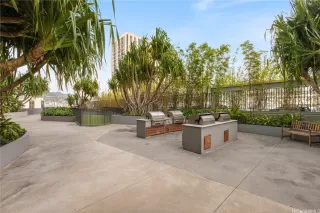 Photo #5: 202518677 Listing 