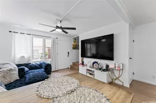 Photo #2: 202518714 Listing 