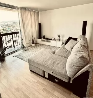 Photo #2: 202518723 Listing 