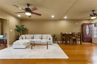 Photo #4: 202518753 Listing