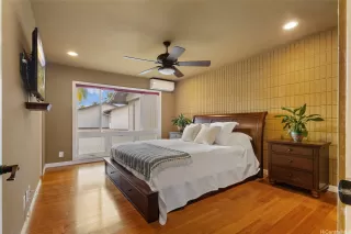 Photo #6: 202518753 Listing