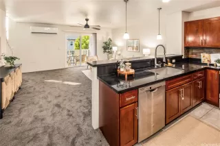 Photo #5: 202518761 Listing 