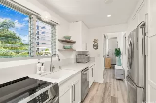 Photo #4: 202518767 Listing 