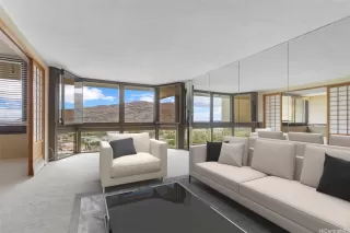 Photo #3: 202518797 Listing 