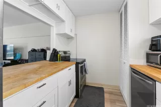 Photo #3: 202518813 Listing 