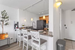 Photo #2: 202518816 Listing 