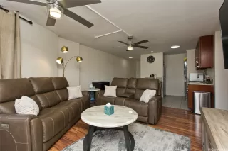 Photo #4: 202518948 Listing 