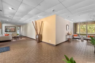 Photo #2: 202519003 Listing