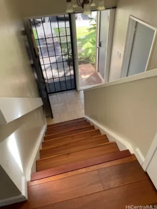 Photo #6: 202519079 Listing