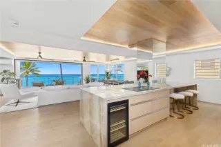 Photo #2: 202519099 Listing 