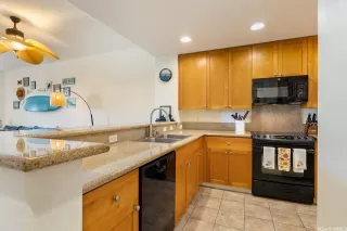 Photo #4: 202519117 Listing 