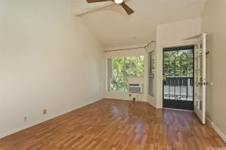 Photo #3: 202519119 Listing 