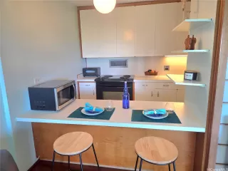 Photo #5: 202519161 Listing 