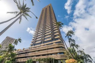 Photo #2: 202519172 Listing