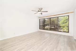 Photo #5: 202519180 Listing 