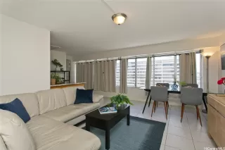 Photo #5: 202519190 Listing 