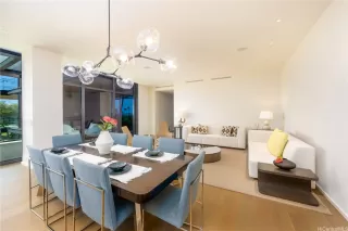 Photo #3: 202519196 Listing 