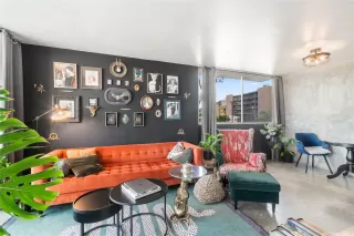 Photo #2: 202519210 Listing 