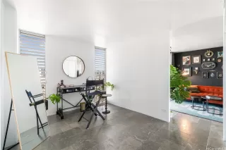 Photo #5: 202519210 Listing 